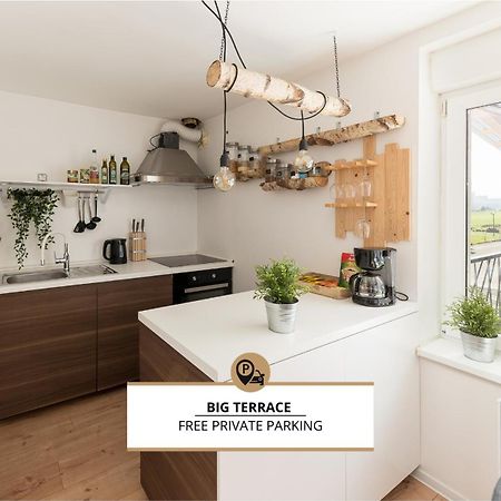 Apartments Rok Ljubljana Ngoại thất bức ảnh
