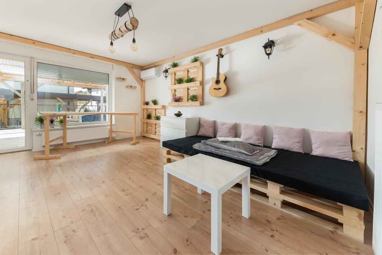 Apartments Rok Ljubljana Ngoại thất bức ảnh