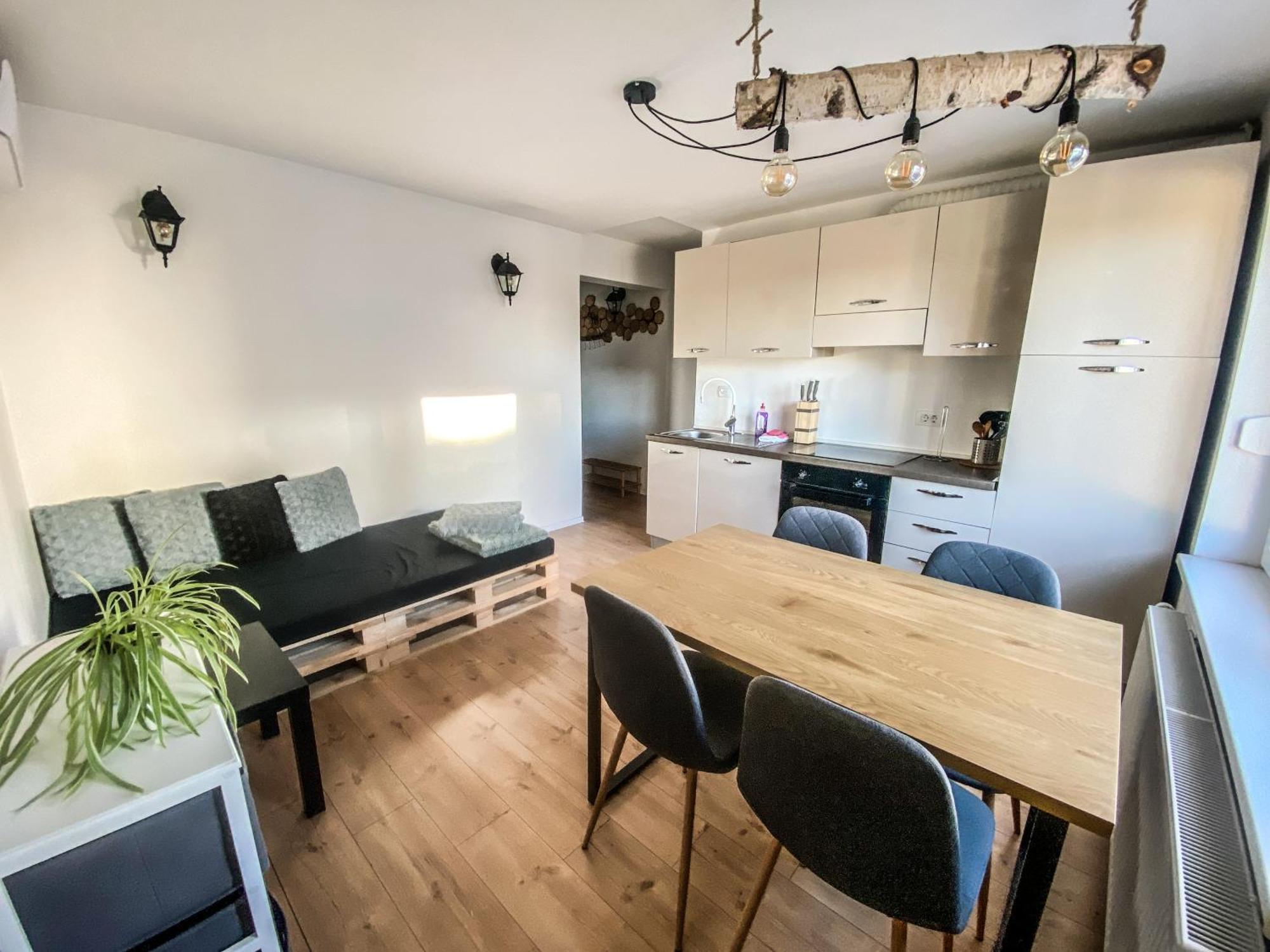 Apartments Rok Ljubljana Ngoại thất bức ảnh